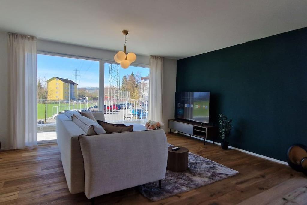 Visionary Hospitality Rothenburg, Lucerne - Premium Apartments With Free Parking, Washer, Kitchen, Terrace, 15' City Exteriér fotografie